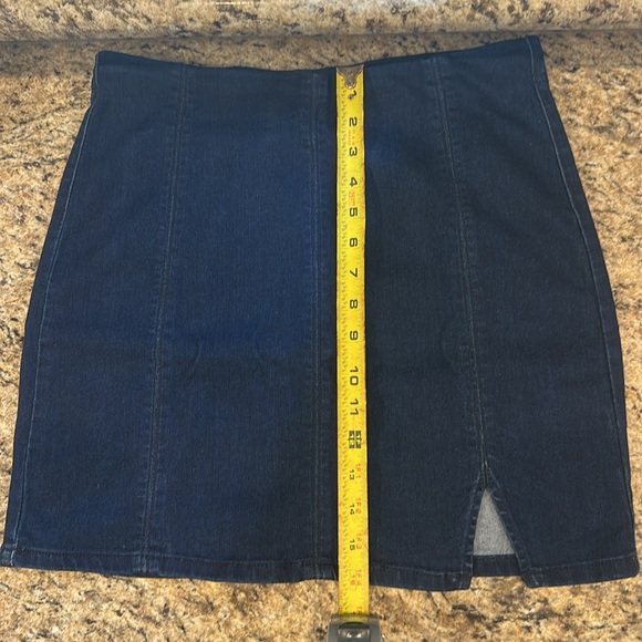 Free People Mini Skirt, Size Medium - Picture 6 of 6